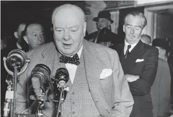  ??  ?? Transatlan­tic rift Churchill, flanked by Anthony Eden, on his return from a conference with US president Dwight D Eisenhower in 1954. By this point in the Cold War, with Britain in range of Soviet bombs, Churchill was growing increasing­ly alarmed by American sabre-rattling