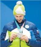  ?? REUTERS ?? Nisu željeli da im nosi zastavu, no Fak je Slovencima donio srebrnu medalju