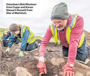  ??  ?? Volunteers Bob Nicolson from Cupar and Karen Stewart-Russell from Star of Markinch.