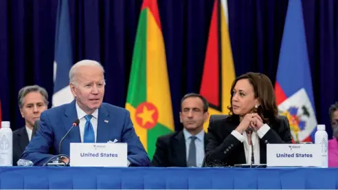  ?? ?? El presidente y la vicepresid­enta de Estados Unidos, Joe Biden y Kamala Harris, encabezaro­n la clausura de la Cumbre de las Américas.