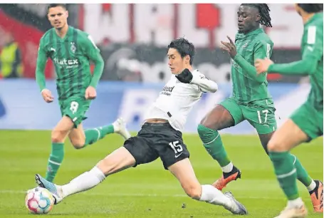  ?? FOTO: DPA ?? Daichi Kamada als Frankfurte­r gegen Gladbach.