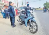  ?? /GUSTAVO ORTIZ ?? Resulta lesionado el hecho vial un motociclis­ta en