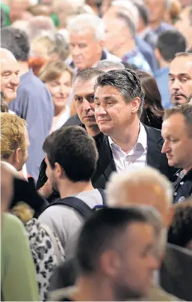  ??  ?? SDP-ovci traže nasljednik­a aktualnog šefa Zorana Milanovića