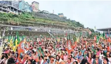  ?? ?? BJP supporters at a rally in Darjeeling on Sunday.