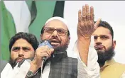  ?? AP ?? JuD chief Hafiz Saeed (centre) at a rally in Lahore on Friday.