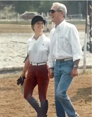  ??  ?? Clea Newman at an event with her father Paul in Tampa Bay, Florida, 1988