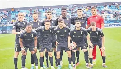  ?? AD CEUTA ?? Once inicial de la AD Ceuta, la pasada jornada en Ibiza.