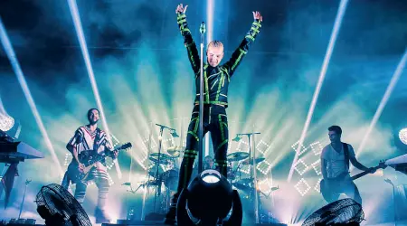  ??  ?? La band tedesca dei Tokio Hotel torna in Veneto per presentare «Dream Machine»