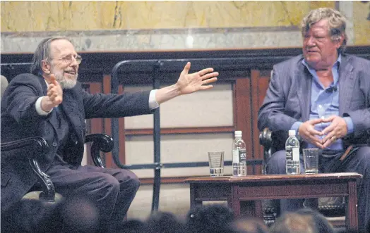  ??  ?? ACERBIC: Cartoonist Robert Crumb during an interview with Robert Hughes at the New York Public Library in Manhattan in 2005.