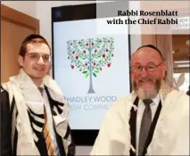  ?? ?? Rabbi Rosenblatt with the Chief Rabbi