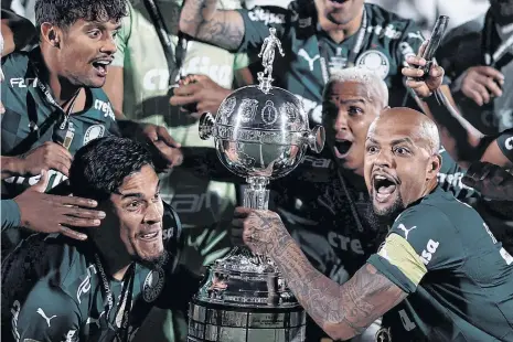  ?? /EFE. ?? Flamengo era el amplio favorito, pero el Palmeiras tenía otros planes en la gran final de la Copa Libertador­es.