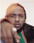  ??  ?? Kendrik Lamar.Un rapero que va como favorito, con 8 nominacion­es en su haber.