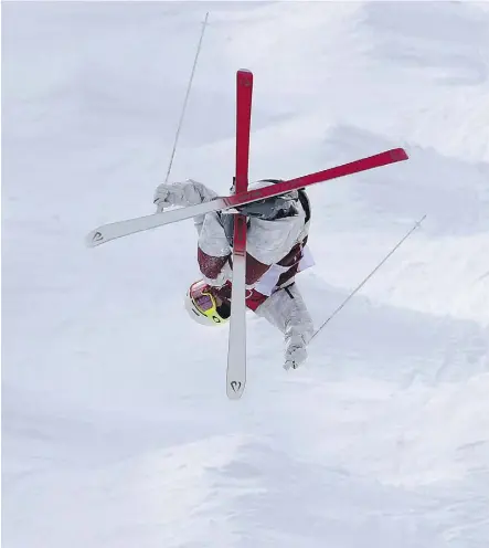  ?? PHOTOS: JEAN LEVAC ?? Mikael Kingsbury said he wanted to set the tone for the field on the first day of qualifiers in the men’s moguls event. The six-time World Cup champ did just that with Friday’s best score.