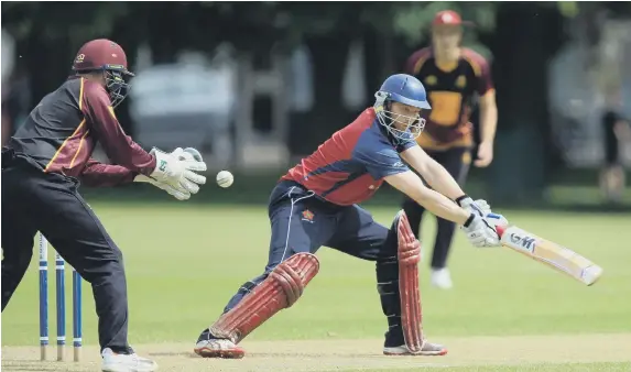  ?? ?? Chris Stone was left unbeaten on 97 as Havant thrashed Hook & Newnham Basics.