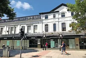  ?? Andrew Brown Media ?? ● Beales department store in Southport