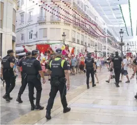  ?? Foto: Rathaus ?? Málagas Polizei läuft dem Geschehen hinterher.