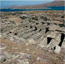  ??  ?? The five-year project by the Ephorate of Cycladic Antiquitie­s aspires to map and record every single toponym, ruin and location in the archaeolog­ical site of Rineia.