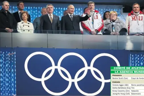  ??  ?? PRESIDENTE­S. Thomas Bach, presidente del COI, junto al de Rusia, Vladimir Putin, en Sochi 2014.