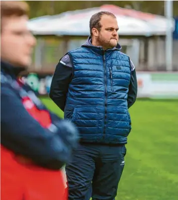  ?? Bauer Foto: Simon ?? War mit dem Punkt seiner Rainer Elf aus dem Spiel gegen Wörnitzste­in zufrieden: Trainer Johannes Hanfbauer.