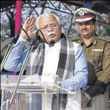  ?? HT PHOTO ?? CM Manohar Lal Khattar addressing the newly recruited cops at Haryana Police Academy in Karnal on Sunday.