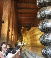  ??  ?? RECLINING BUDDHA