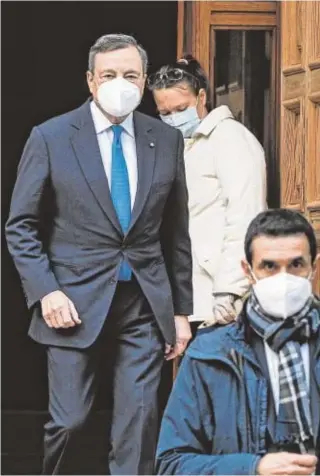  ?? EFE ?? Mario Draghi, ayer saliendo de su casa en Roma