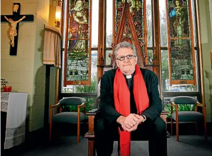  ??  ?? Father Des Britten at St Thomas’ Church in Newtown in 2011, when he was named Wellington­ian of the Year, and in the 1970s, when he ran The Coachman restaurant. Below, on the set of Thyme for Cookery in 1971.