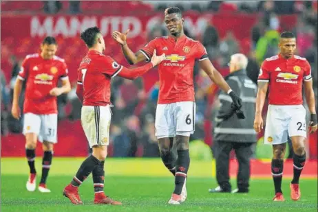  ?? AFP ?? ▪ Paul Pogba (No 6), Red Devils’ record signing, has failed to live up to hype and failed to last 90 minutes in the last few matches.