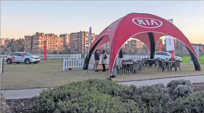  ??  ?? GOLF EN MADRID. El Centro Nacional de Golf fue el escenario del primero de los ocho eventos de los que constará el Tour de Golf Kia +Que Eléctrico.