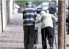  ??  ?? La contrapart­e. Según la Comisión Nacional del Sistema de Ahorro para el Retiro hay 6.7 millones de abuelos que no reciben ningún tipo de pensión.