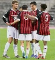  ?? (Photos P. Lapoirie et F.C.) ?? Les Aiglons ont fini la saison très fort et terminent sur le podium.