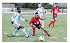  ?? (© SM) ?? Johnley Dupalan et les Ornaysiens restent sur un nul face à Saint-Nazaire (1-1).