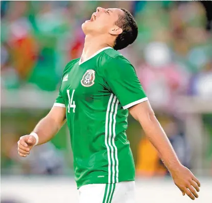 ??  ?? Javier Chicharito Hernández, en un partido de la selección mexicana