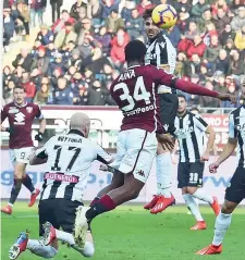  ??  ?? Puntuale Ola Aina segna il gol della vittoria del Torino (Ansa)