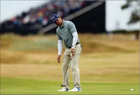  ?? THE ASSOCIATED PRESS ?? Kevin Kisner of the US after missing a putt on the 11th hole during Friday’s second round of the British Open.