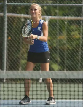  ?? Terrance Armstard/News-Times ?? Top athlete: Parkers Chapel sophomore Ali Looney earned All-State honors in both tennis and cross country and was named the Sports Alley/El Dorado News-Times Fall Sports Female Athlete of the Year.