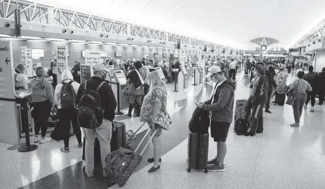  ?? Jerry Lara/Staff photograph­er ?? The 20-year plan for the airport is an attempt to match its terminal, parking, runway and roadway capacity to the anticipate­d growth in the number of passengers and travel demand.