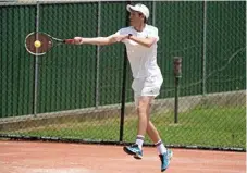  ?? Photo: Bev Lacey ?? FULL STRETCH: Nathan Hoger on court for Toowoomba last Sunday.