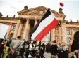  ??  ?? Der Sturm von Querdenken‰Demons‰ tranten auf den Berliner Reichstag löste einen Schock aus. Foto: dpa