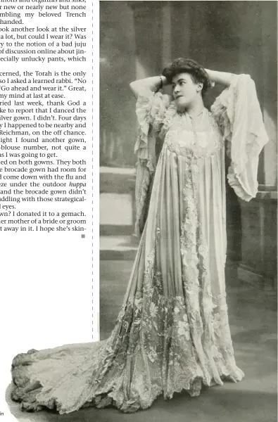  ?? (Illustrati­ve; Photograph in Les Modes) ?? TEA GOWN by Redfern, 1905.