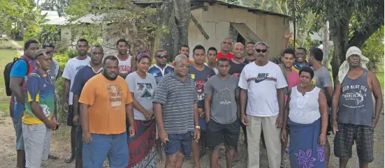  ?? Photo: Waisea Nasokia ?? Members of the Yavusa e Tolu at Narewa Village in Nadi.