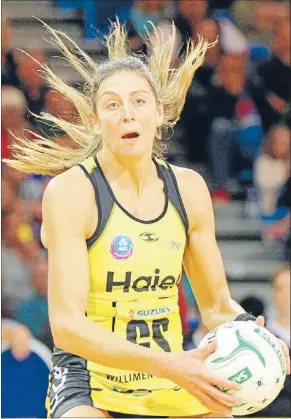  ?? Photo: FAIRFAX ?? Enduring greatness: Irene van Dyk has been among the world’s best for 20 years.