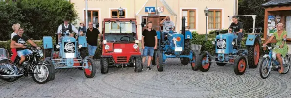  ?? Fotos: Klaus D. Treude ?? Bereits zum neunten Male lädt die Bürgergeme­inschaft Amberg auf Mariä Himmelfahr­t zu ihrem beliebten Oldtimer-Frühschopp­en ein. Es werden über 100 Fahrzeuge erwartet. Im Vorbericht erklären Amberger und Türkheimer Oldtimerfr­eunde, warum sie an der Veranstalt­ung teilnehmen werden.