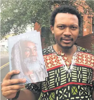  ??  ?? Sibusiso Tshabalala with a copy of Black History Month magazine