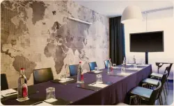  ??  ?? Boardroom of Radisson Blu Hotel, Roma