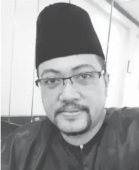 Bangga deklamasi puisi pada istiadat pertukaran panji-panji 