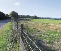  ??  ?? The fields off Willesboro­ugh Road where the developmen­t could be built