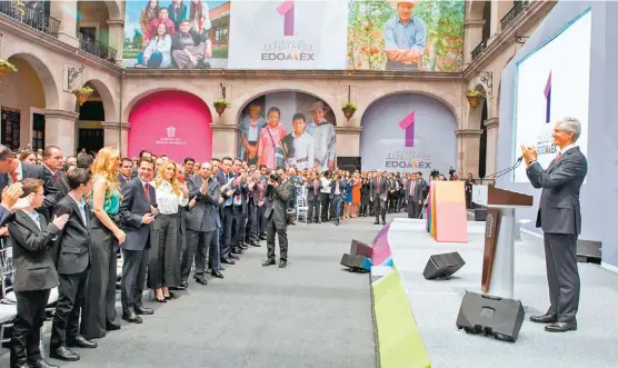  ?? ESPECIAL ?? El Ejecutivo federal reconoce que no había asistido antes a un Informe de gobierno estatal “porque es difícil estar en todas las entidades”.