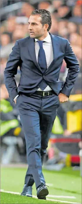  ?? ?? Rubén Baraja, entrenador del Valencia, esta temporada.