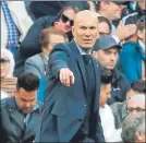  ?? FOTO: EFE ?? Zidane da instruccio­nes a su equipo